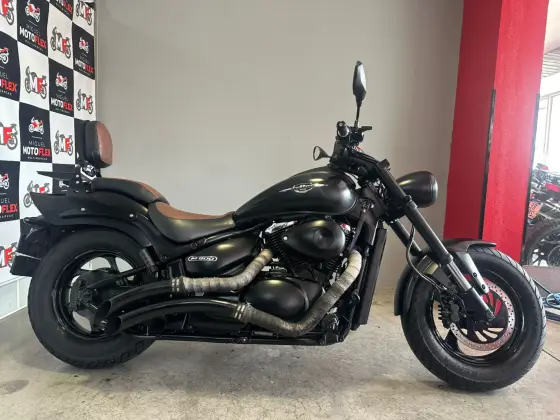 SUZUKI BOULEVARD M800 