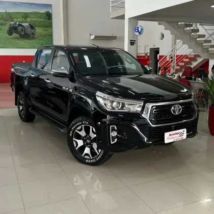 TOYOTA HILUX 2.8 SRX 4X4 CD 16V DIESEL 4P AUTOMÁTICO
