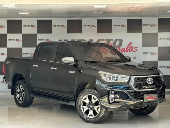 TOYOTA HILUX 2.8 SRX 4X4 CD 16V DIESEL 4P AUTOMÁTICO