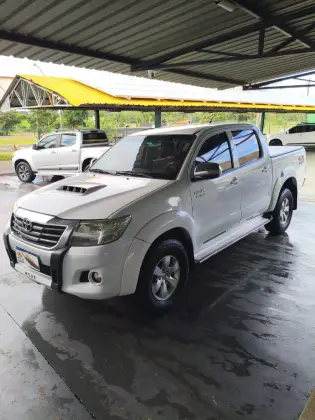 TOYOTA HILUX 3.0 SRV 4X4 CD 16V TURBO INTERCOOLER DIESEL 4P AUTOMÁTICO