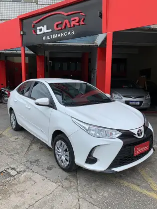 TOYOTA YARIS 1.5 16V FLEX SEDAN XL LIVE MULTIDRIVE TOYOTA YARIS 1.5 16V FLEX SEDAN XL LIVE MULTIDRIVE