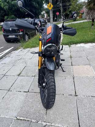 TRIUMPH-SCRAMBLER 400 XC-2025
