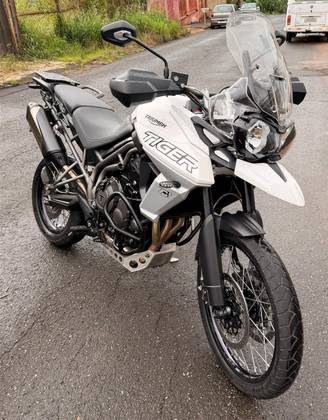 TRIUMPH TIGER 800 XCX 