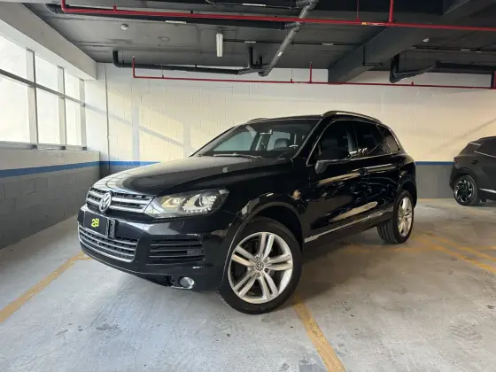 VOLKSWAGEN TOUAREG 4.2 FSI V8 32V GASOLINA 4P TIPTRONIC VOLKSWAGEN TOUAREG 4.2 FSI V8 32V GASOLINA 4P TIPTRONIC