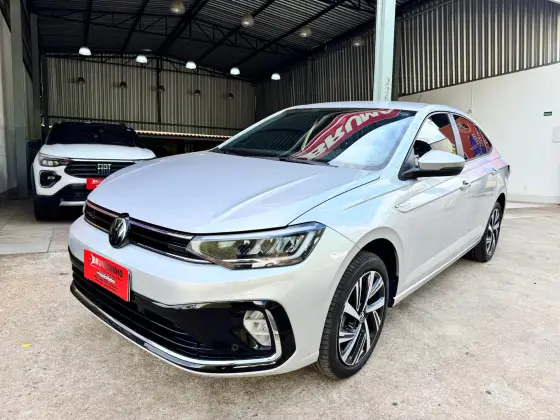 VOLKSWAGEN VIRTUS 1.0 200 TSI HIGHLINE AUTOMÁTICO