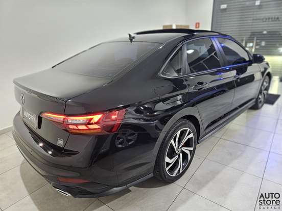 VOLKSWAGEN-JETTA-2023