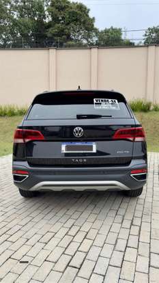 VOLKSWAGEN-TAOS-2021