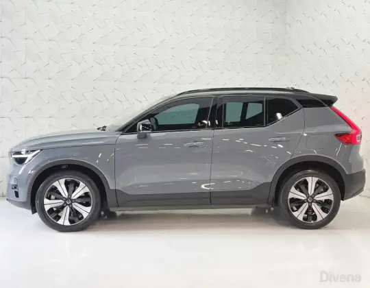 VOLVO XC40 P6 RECHARGE ELECTRIC PLUS
