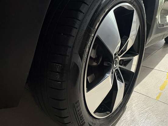 VOLVO-XC40-1.5 T5 RECHARGE INSCRIPTION EXPRESSION GEARTRONIC VOLVO-XC40-2021