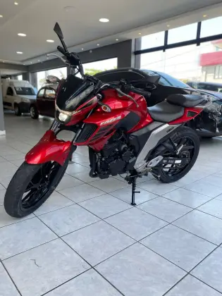 YAMAHA FZ25 FAZER ABS 
