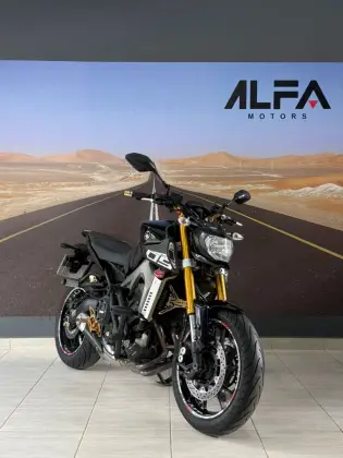 YAMAHA MT-09 