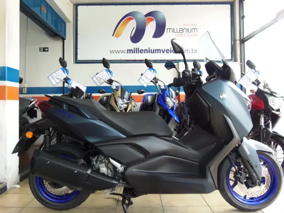 YAMAHA XMAX 250 CONNECTED ABS 