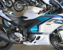 YAMAHA YZF R3 ABS CONNECTED YAMAHA YZF R3 ABS CONNECTED