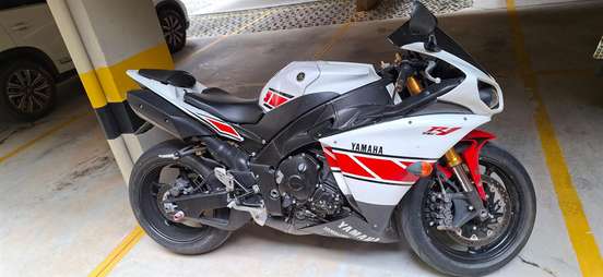 YAMAHA-YZF R1 YAMAHA-YZF R1-2010
