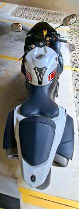 YAMAHA-YZF R1-2010