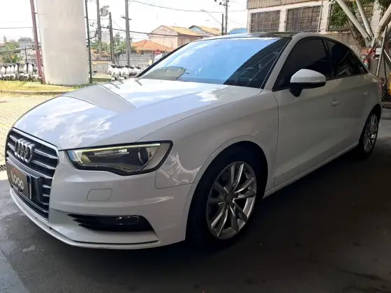 AUDI A3 1.8 TFSI SEDAN AMBITION 16V 180CV GASOLINA 4P AUTOMÁTICO