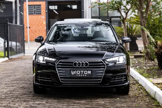 AUDI A4 2.0 TFSI AMBIENTE GASOLINA 4P S TRONIC