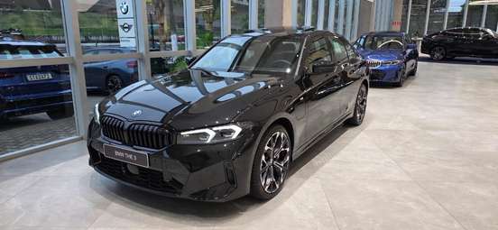BMW-330e-2025