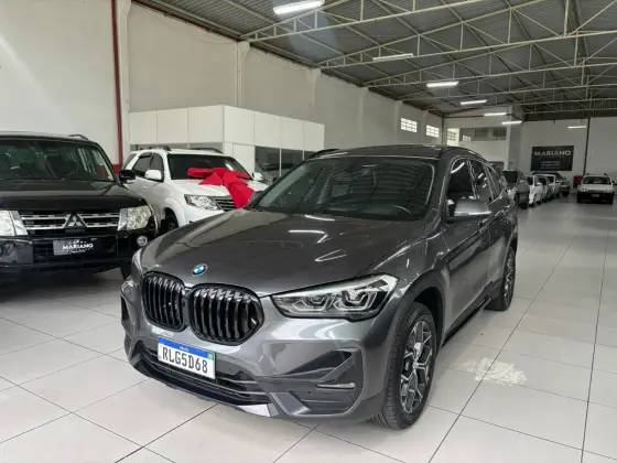 BMW X1 2.0 16V TURBO ACTIVEFLEX SDRIVE20I X-LINE 4P AUTOMÁTICO