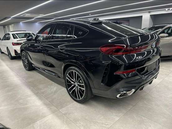 BMW-X6-3.0 TWINPOWER GASOLINA XDRIVE40I M SPORT AUTOMÁTICO BMW-X6-2025