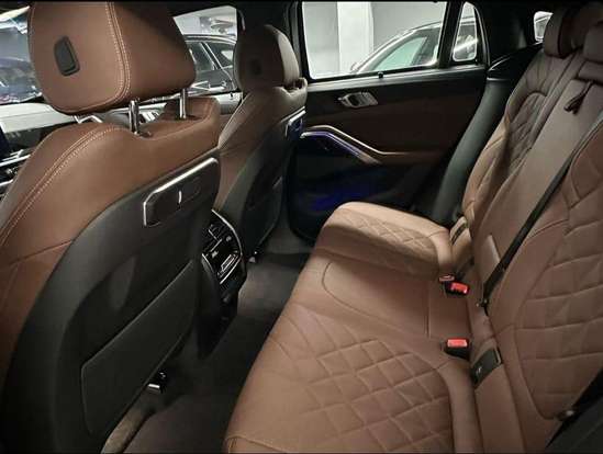 BMW-X6-2025