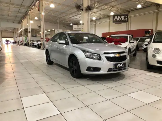 CHEVROLET CRUZE 1.8 LT 16V FLEX 4P AUTOMÁTICO CHEVROLET CRUZE 1.8 LT 16V FLEX 4P AUTOMÁTICO