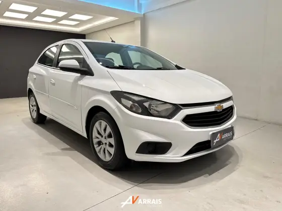 CHEVROLET ONIX 1.4 MPFI LT 8V FLEX 4P AUTOMÁTICO CHEVROLET ONIX 1.4 MPFI LT 8V FLEX 4P AUTOMÁTICO