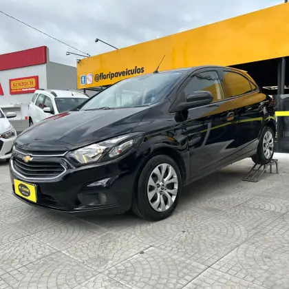 CHEVROLET ONIX 1.4 MPFI LT 8V FLEX 4P MANUAL CHEVROLET ONIX 1.4 MPFI LT 8V FLEX 4P MANUAL