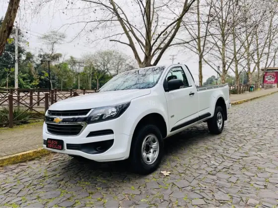 CHEVROLET S10 2.8 LS 4X4 CS 16V TURBO DIESEL 2P MANUAL CHEVROLET S10 2.8 LS 4X4 CS 16V TURBO DIESEL 2P MANUAL