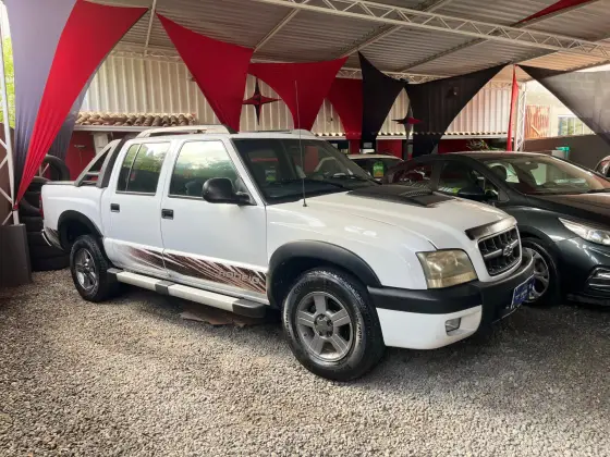 CHEVROLET S10 2.8 RODEIO 4X4 CD 12V TURBO ELECTRONIC INTERCOOLER DIESEL 4P MANUAL CHEVROLET S10 2.8 RODEIO 4X4 CD 12V TURBO ELECTRONIC INTERCOOLER DIESEL 4P MANUAL
