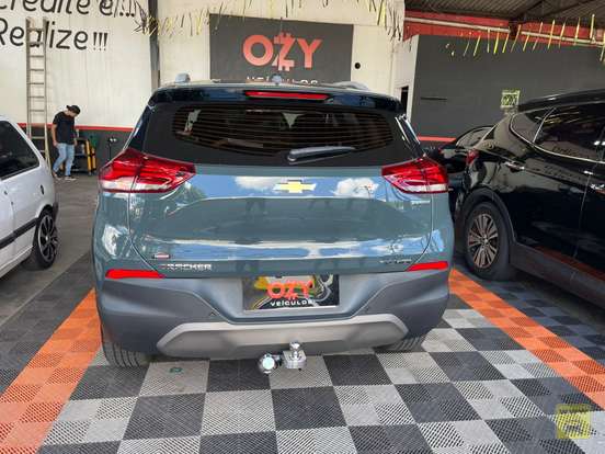 CHEVROLET-TRACKER-2024