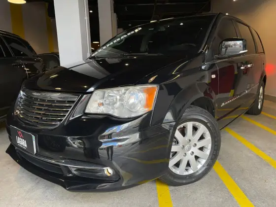 CHRYSLER TOWN & COUNTRY 3.6 TOURING V6 24V GASOLINA 4P AUTOMÁTICO