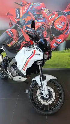 DUCATI-DESERT X-2025
