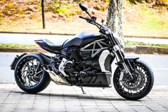 DUCATI XDIAVEL DARK 