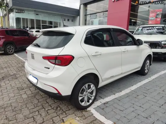 FIAT ARGO 1.0 FIREFLY FLEX DRIVE MANUAL FIAT ARGO 1.0 FIREFLY FLEX DRIVE MANUAL