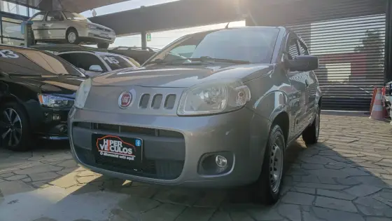 FIAT UNO 1.0 EVO VIVACE 8V FLEX 4P MANUAL FIAT UNO 1.0 EVO VIVACE 8V FLEX 4P MANUAL