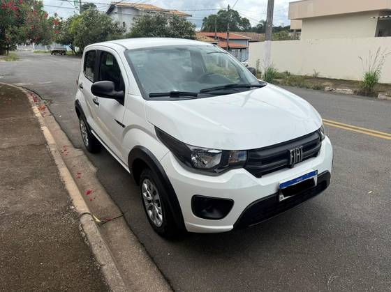 FIAT MOBI 1.0 EVO FLEX LIKE. MANUAL