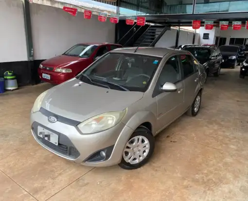 FORD-FIESTA-2012