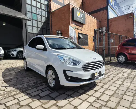 FORD KA 1.5 TI-VCT FLEX SE SEDAN AUTOMÁTICO FORD KA 1.5 TI-VCT FLEX SE SEDAN AUTOMÁTICO