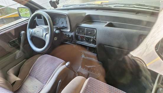 FORD-ESCORT-1988
