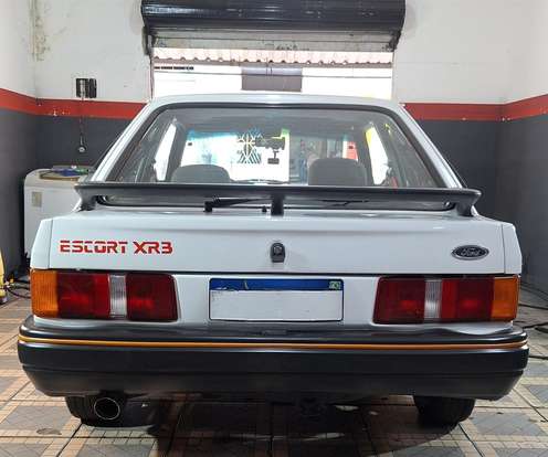 FORD-ESCORT-1988