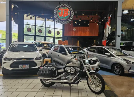 HARLEY-DAVIDSON DYNA SUPER GLIDE 