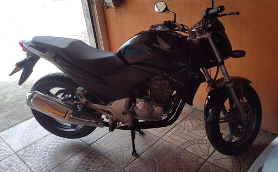 HONDA-CB 300R-2013