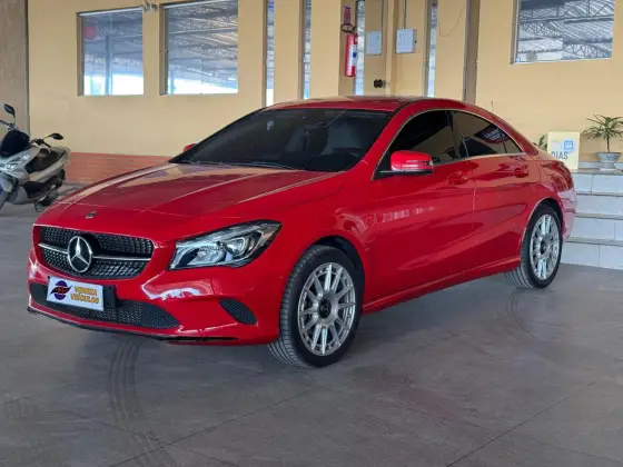 MERCEDES-BENZ CLA 180 1.6 CGI GASOLINA 7G-DCT