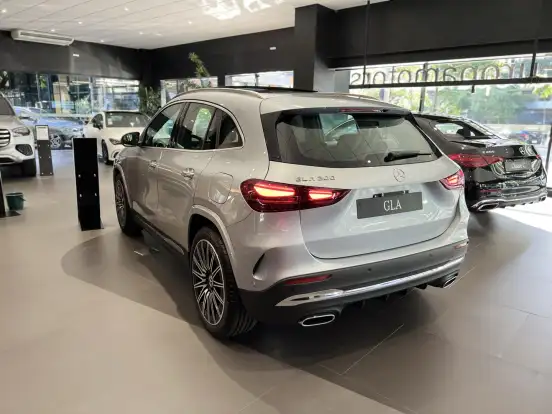 MERCEDES-BENZ-GLA 200-1.3 MHEV AMG LINE 7G-DCT MERCEDES-BENZ-GLA 200-2025