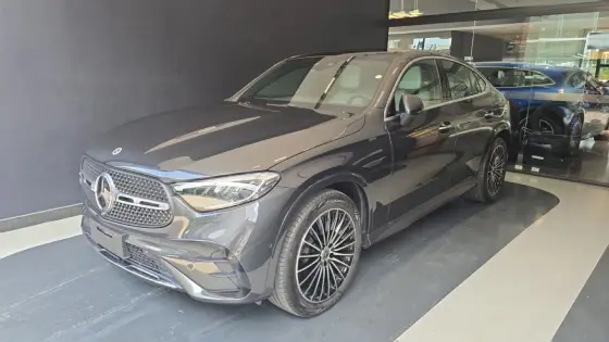 MERCEDES-BENZ GLC 300 2.0 MHEV AMG LINE COUPÉ 4MATIC 9G-TRONIC