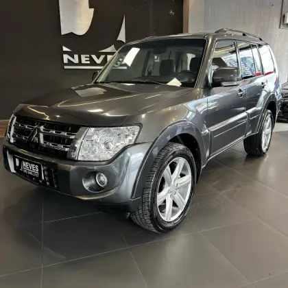 MITSUBISHI PAJERO FULL 3.2 HPE 4X4 16V TURBO INTERCOOLER DIESEL 4P AUTOMÁTICO