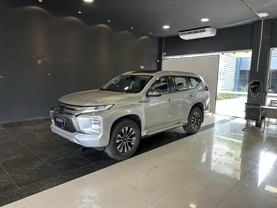 MITSUBISHI PAJERO SPORT 2.4 16V MIVEC TURBO DIESEL HPE-S AWD AUTOMÁTICO