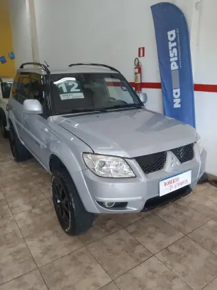 MITSUBISHI PAJERO TR4 2.0 4X4 16V 140CV FLEX 4P AUTOMÁTICO