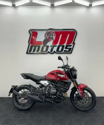 MOTO MORINI SEIEMMEZZO STREET 